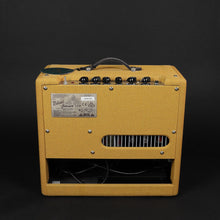 Load image into Gallery viewer, Fender Blues Junior Tweed - Ltd (Pre-owned)