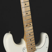 Load image into Gallery viewer, 2019 Fender Player HSS Stratocaster (Pre-owned)