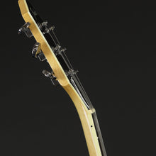 Load image into Gallery viewer, 1995 Fender Custom Shop D'Aquisto Deluxe – Serial #026 (Pre-owned)