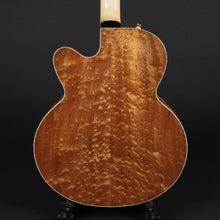 Load image into Gallery viewer, Jaén Siracusa 16R+ Custom Archtop Guitar