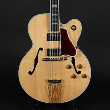 Load image into Gallery viewer, 2022 Gibson Byrdland - Blonde MINT Condition (Pre-owned)