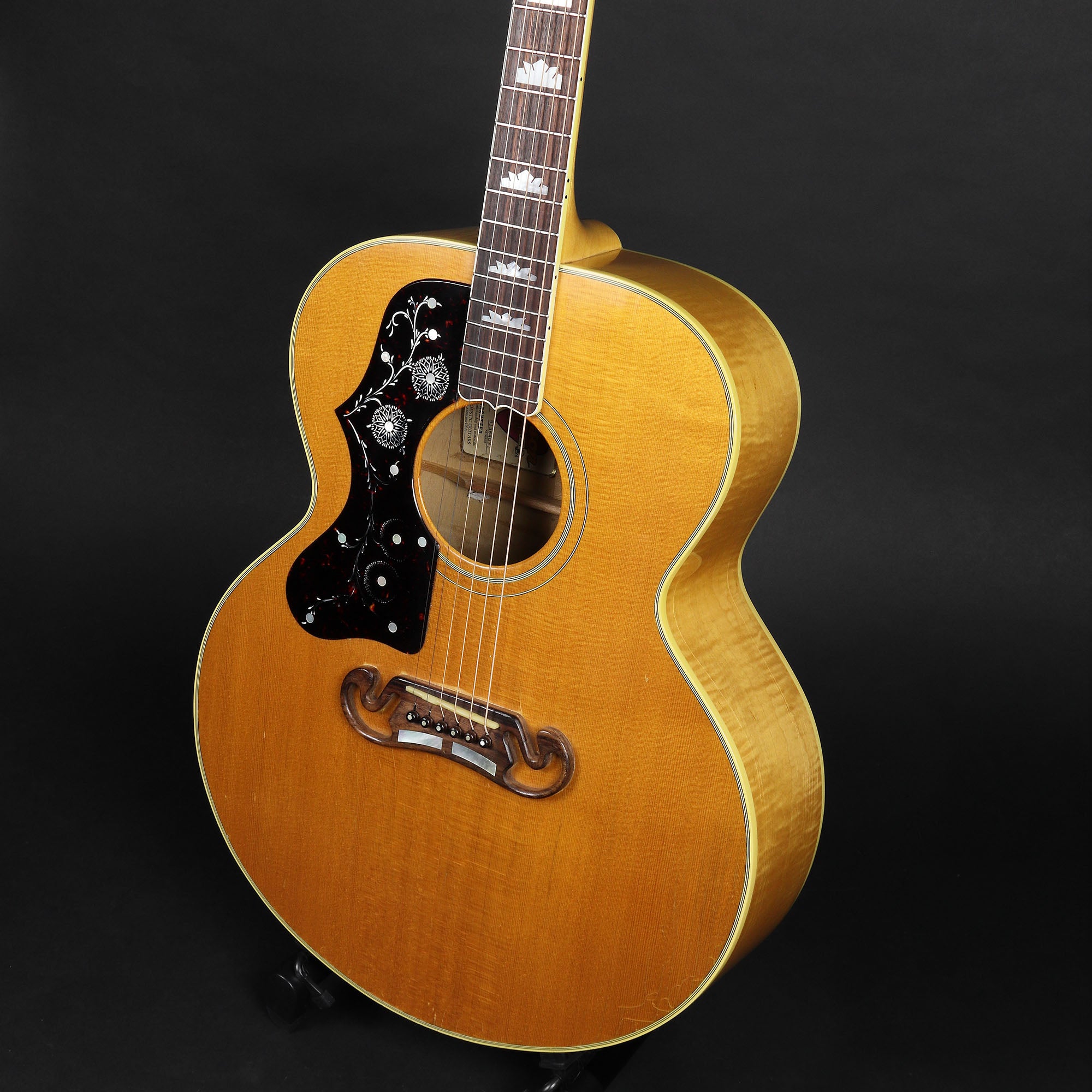J200 1994 Left-handed Gibson J-200 Natural (Pre-owned) – Mak's Guitars