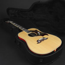 Load image into Gallery viewer, 2022 Gibson Dove Original - Antique Natural (Pre-owned)