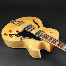 Load image into Gallery viewer, 2001 Gibson ES-175 Figured Natural (Pre-owned)