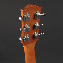 Load image into Gallery viewer, Godin 5th Avenue Kingpin P90 Natural (Pre-owned)