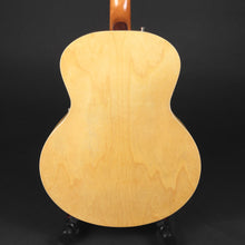 Load image into Gallery viewer, Godin 5th Avenue Kingpin P90 Natural (Pre-owned)
