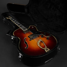 Load image into Gallery viewer, 1990&#39;s Guild X-700 Archtop - Sunburst (Pre-owned)