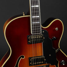 Load image into Gallery viewer, 1990&#39;s Guild X-700 Archtop - Sunburst (Pre-owned)