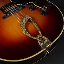 Load image into Gallery viewer, 1990&#39;s Guild X-700 Archtop - Sunburst (Pre-owned)