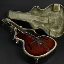 Load image into Gallery viewer, History Blues Series 15" Archtop (Pre-owned)