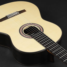 Load image into Gallery viewer, Hanika HE Lattice Concert Classical Guitar