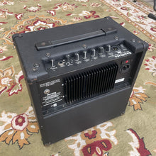 Load image into Gallery viewer, Henriksen JazzAmp Guitar Ampflifier w/carry bag (Pre-owned)