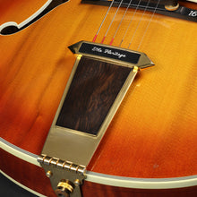 Load image into Gallery viewer, 1989 Heritage Sweet 16 - Almond Sunburst (Pre-owned)