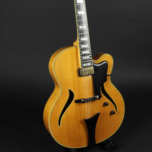 Load image into Gallery viewer, 2003 Hofner Jazzica Natural Archtop (Pre-owned)