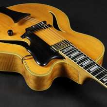 Load image into Gallery viewer, 2003 Hofner Jazzica Natural Archtop (Pre-owned)
