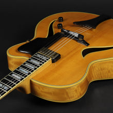 Load image into Gallery viewer, 2003 Hofner Jazzica Natural Archtop (Pre-owned)