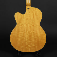 Load image into Gallery viewer, 2003 Hofner Jazzica Natural Archtop (Pre-owned)