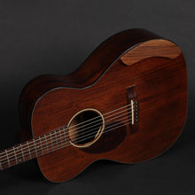 Load image into Gallery viewer, Huss and Dalton ROM-M Custom Left-Handed All-Mahogany (Pre-owned)