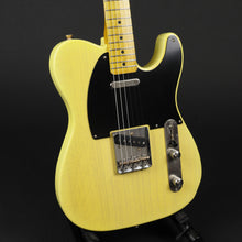 Load image into Gallery viewer, Kauffmann 56 T Butterscotch - Light Aged 26611