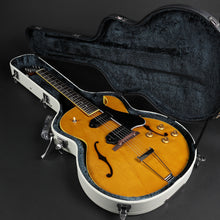 Load image into Gallery viewer, King Snake Curtis - Amber Natural