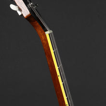 Load image into Gallery viewer, King Snake Muddy Non Cutaway - Amber Natural 015