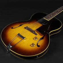 Load image into Gallery viewer, King Snake Muddy Non Cutaway - Tobacco Sunburst #020