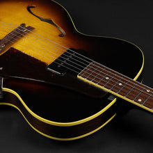 Load image into Gallery viewer, King Snake Muddy Non Cutaway - Tobacco Sunburst #020