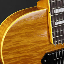 Load image into Gallery viewer, King Snake Two Bone T - Amber Natural