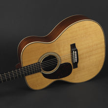 Load image into Gallery viewer, Martin OOO-28 Modern Deluxe Left-Handed (Pre-owned)