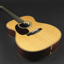 Load image into Gallery viewer, Martin OOO-28 Modern Deluxe Left-Handed (Pre-owned)