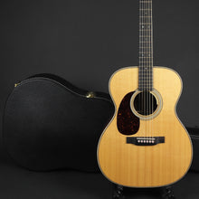 Load image into Gallery viewer, Martin OOO-28 Modern Deluxe Left-Handed (Pre-owned)