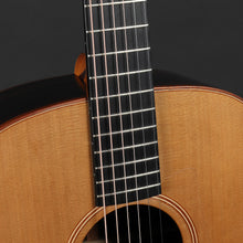 Load image into Gallery viewer, Lowden O25 Cedar/Rosewood (Pre-owned)