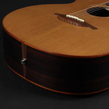 Load image into Gallery viewer, Lowden O25 Cedar/Rosewood (Pre-owned)