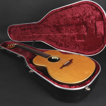 Load image into Gallery viewer, Lowden O32 Left-handed Spruce/Indian Rosewood (Pre-owned)