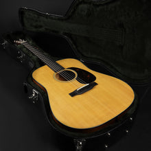 Load image into Gallery viewer, 2022 Martin D-18 (Pre-owned)
