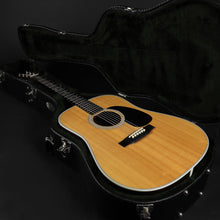 Load image into Gallery viewer, 2015 Martin D28 Standard Series Dreadnought Guitar (Pre-owned)