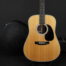 Load image into Gallery viewer, 2015 Martin D28 Standard Series Dreadnought Guitar (Pre-owned)