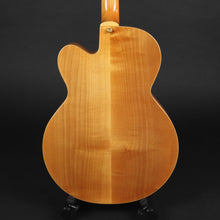 Load image into Gallery viewer, Peerless Contessa 16&quot; Archtop (Pre-owned)