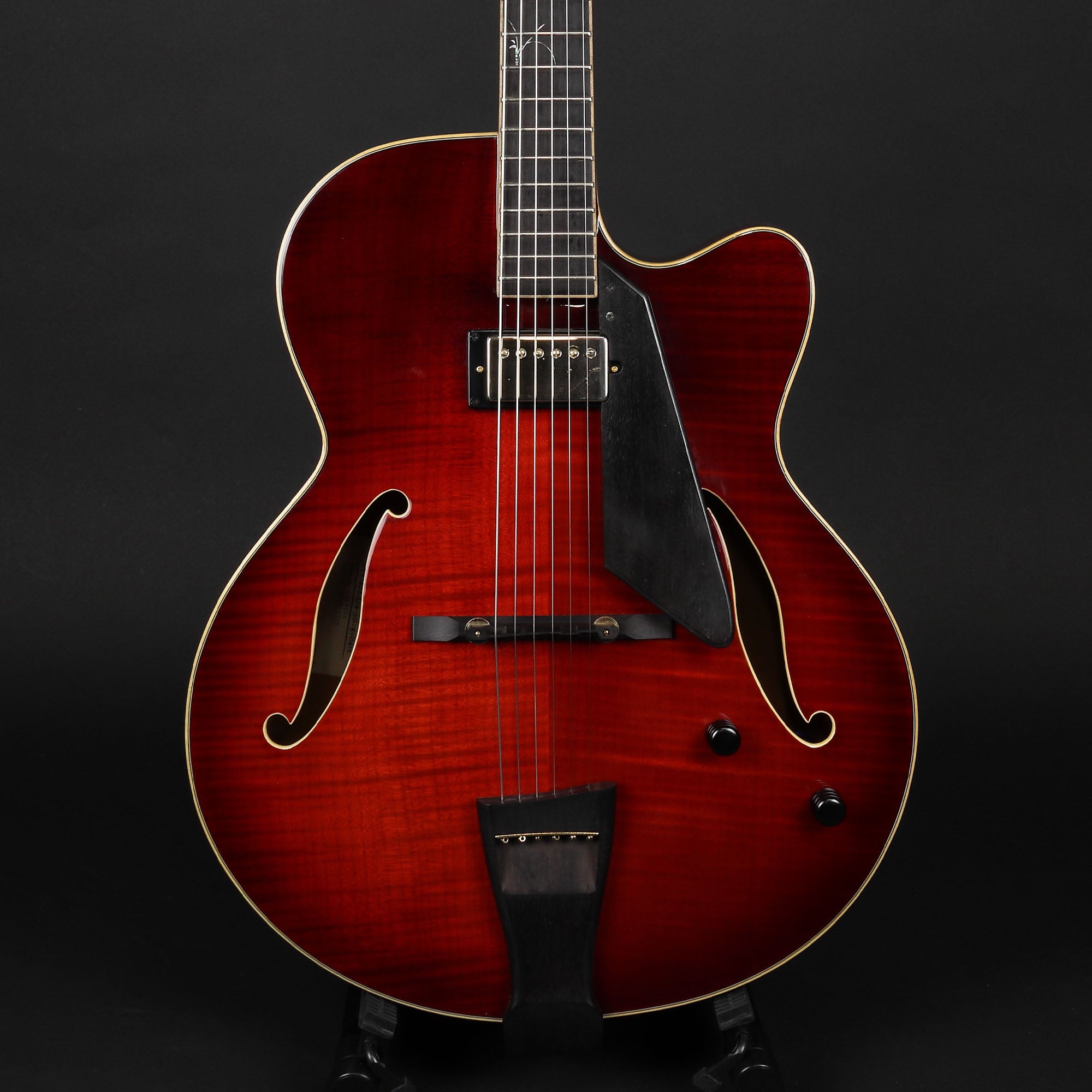 Peerless Cremona 17" Archtop - Ruby (Pre-owned)