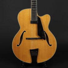 Load image into Gallery viewer, Peerless Imperial 17" Archtop (Pre-owned)
