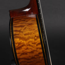 Load image into Gallery viewer, 2011 Rohan Lowe 15/90 Classical Guitar (Pre-owned)