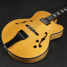 Load image into Gallery viewer, Sonntag Allegria Archtop Guitar (Pre-owned)