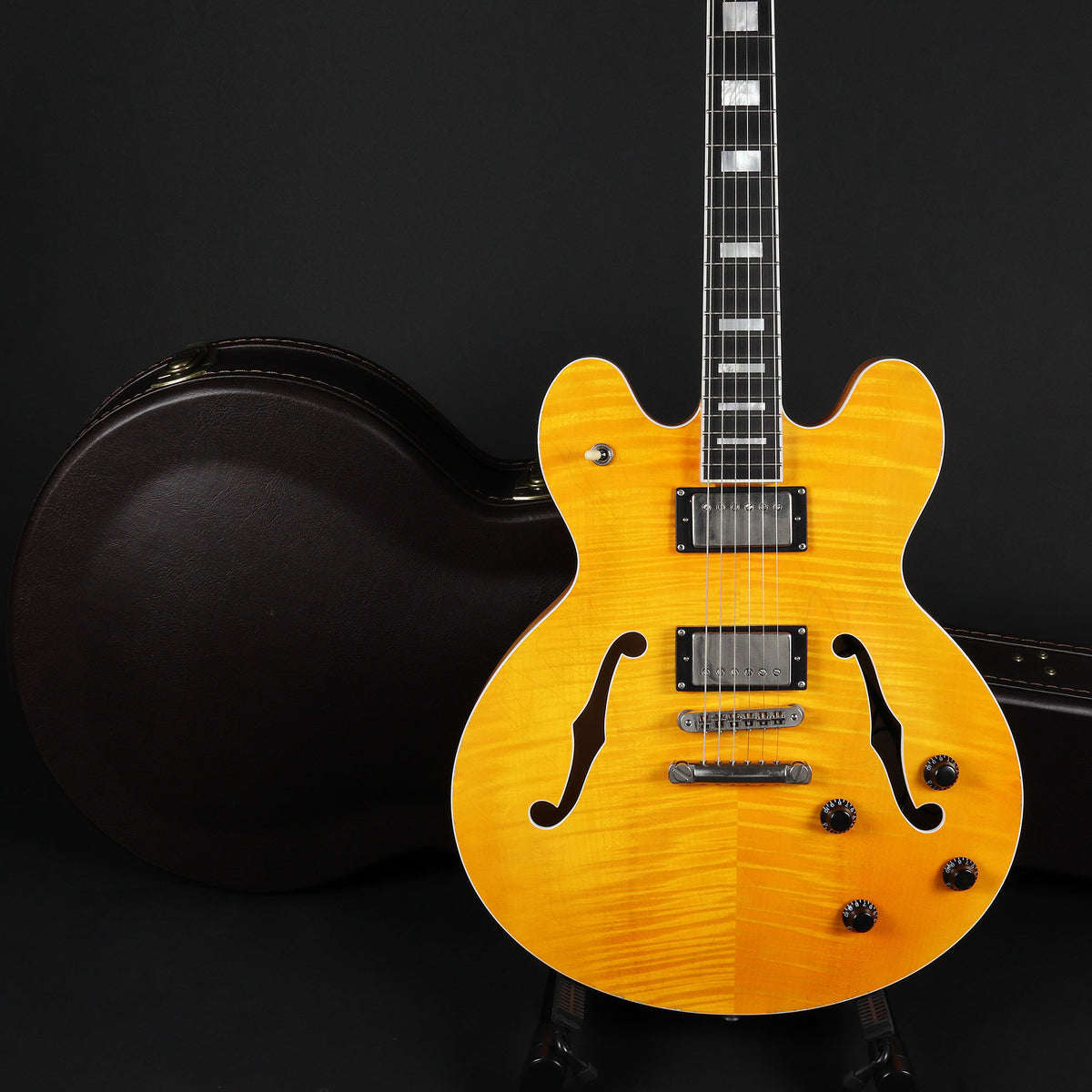 Stromberg Fremont - Trans Honey Medium Aged – Mak's Guitars