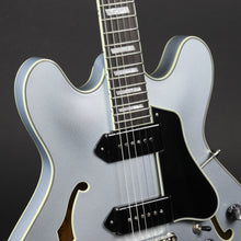 Load image into Gallery viewer, Eastman T64-T Ice Blue Metallic