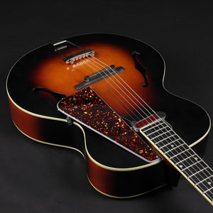 The Loar LH-600 Archtop Vintage Sunburst (Pre-owned)