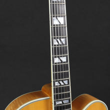 Load image into Gallery viewer, 2006 Jim Triggs San Salvador L-5 Style Archtop Guitar (Pre-owned)