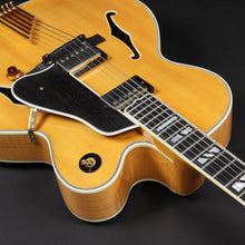 Load image into Gallery viewer, 2006 Jim Triggs San Salvador L-5 Style Archtop Guitar (Pre-owned)