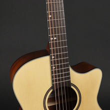 Load image into Gallery viewer, Veelah VGACSM Vero Series Cutaway Acoustic Guitar