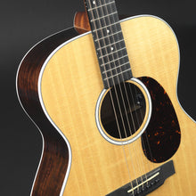 Load image into Gallery viewer, Martin 000-13E Road Series Electro-Acoustic (Pre-owned)