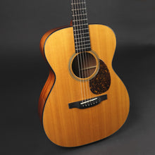 Load image into Gallery viewer, Bourgeois OM Sitka/Mahogany (Pre-owned)